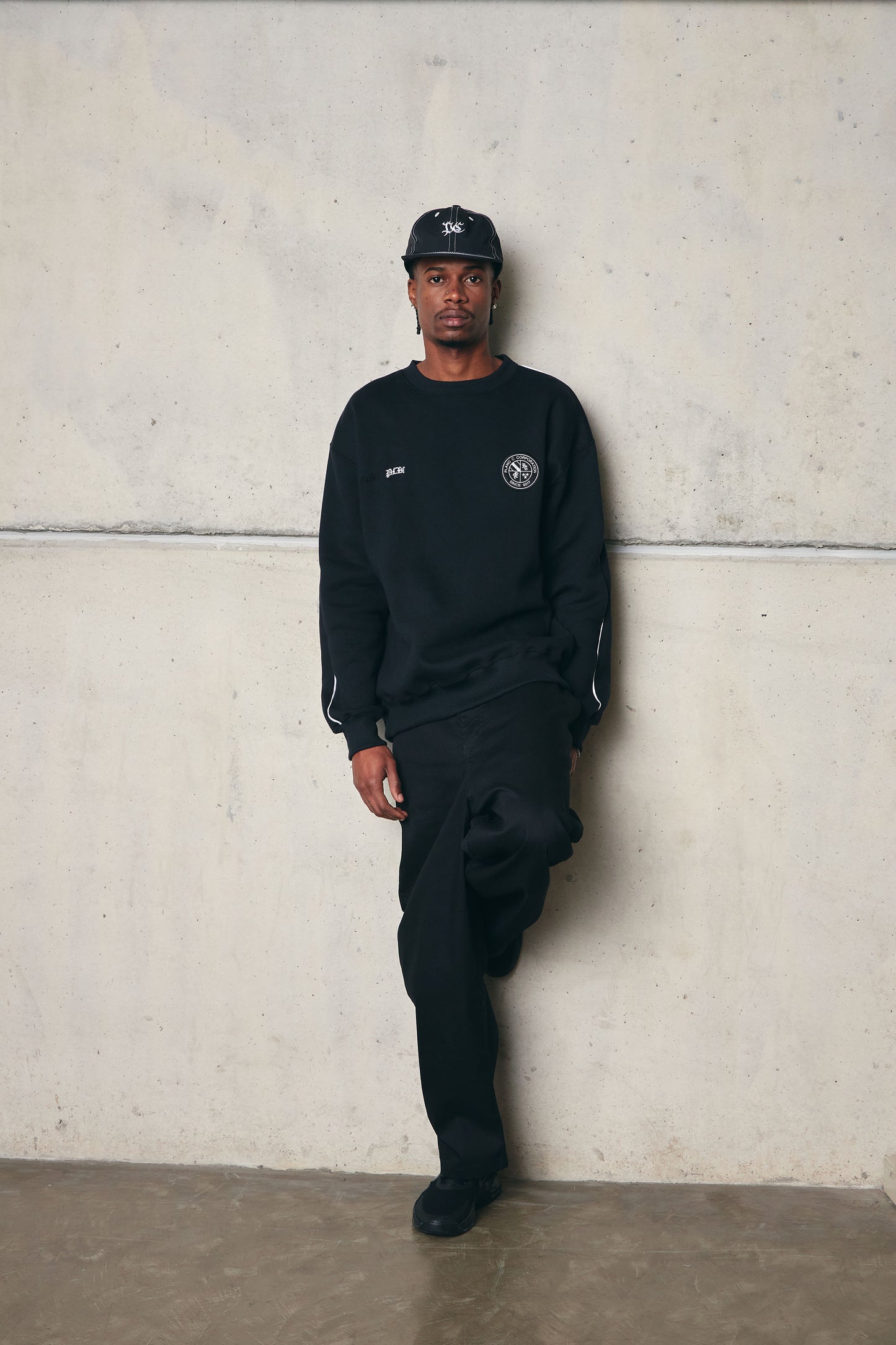 MOLETOM CREWNECK "PLNC CLUB" BLACK