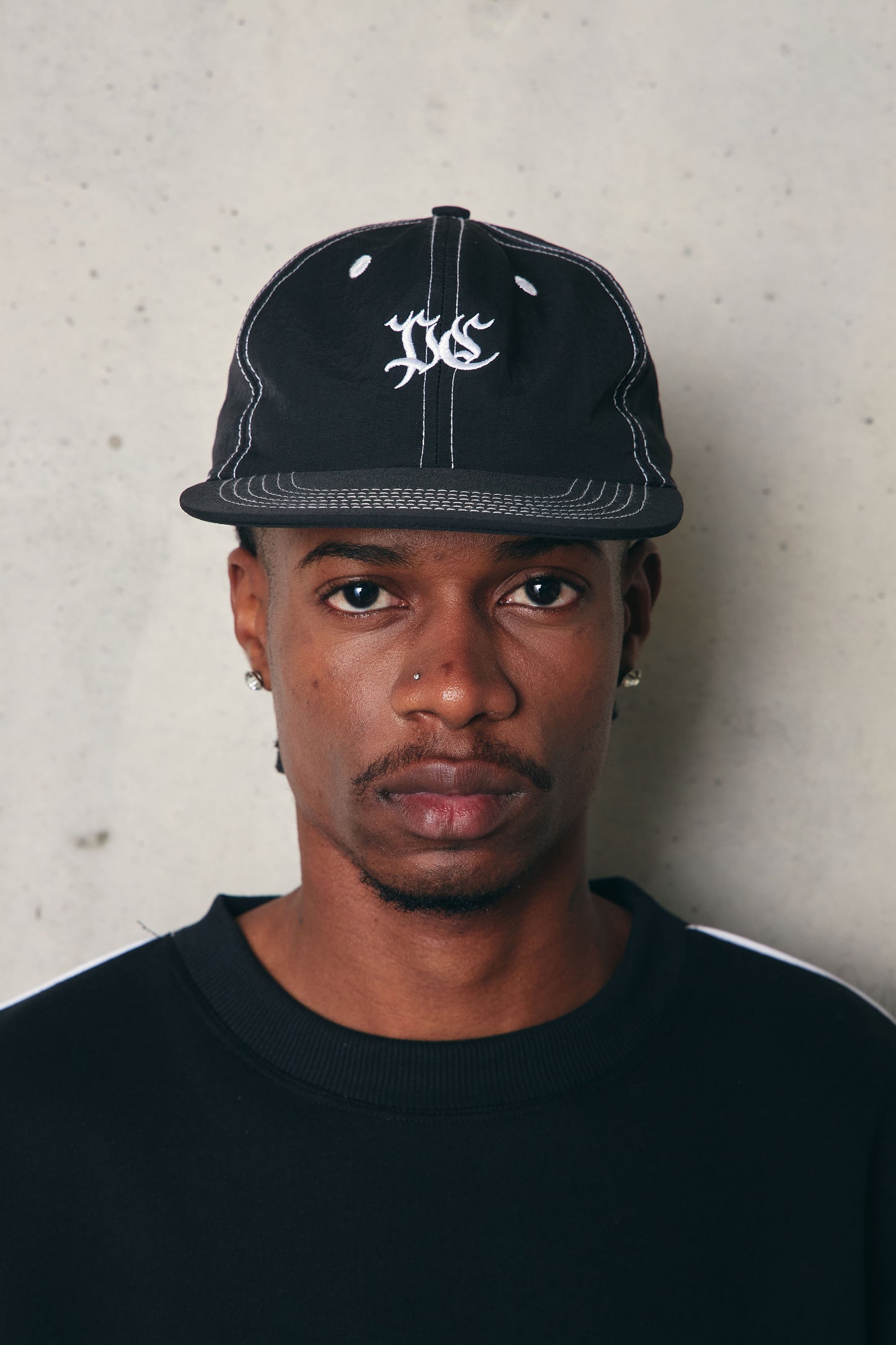 BONÉ 6-PANEL HAT "PC" BLACK