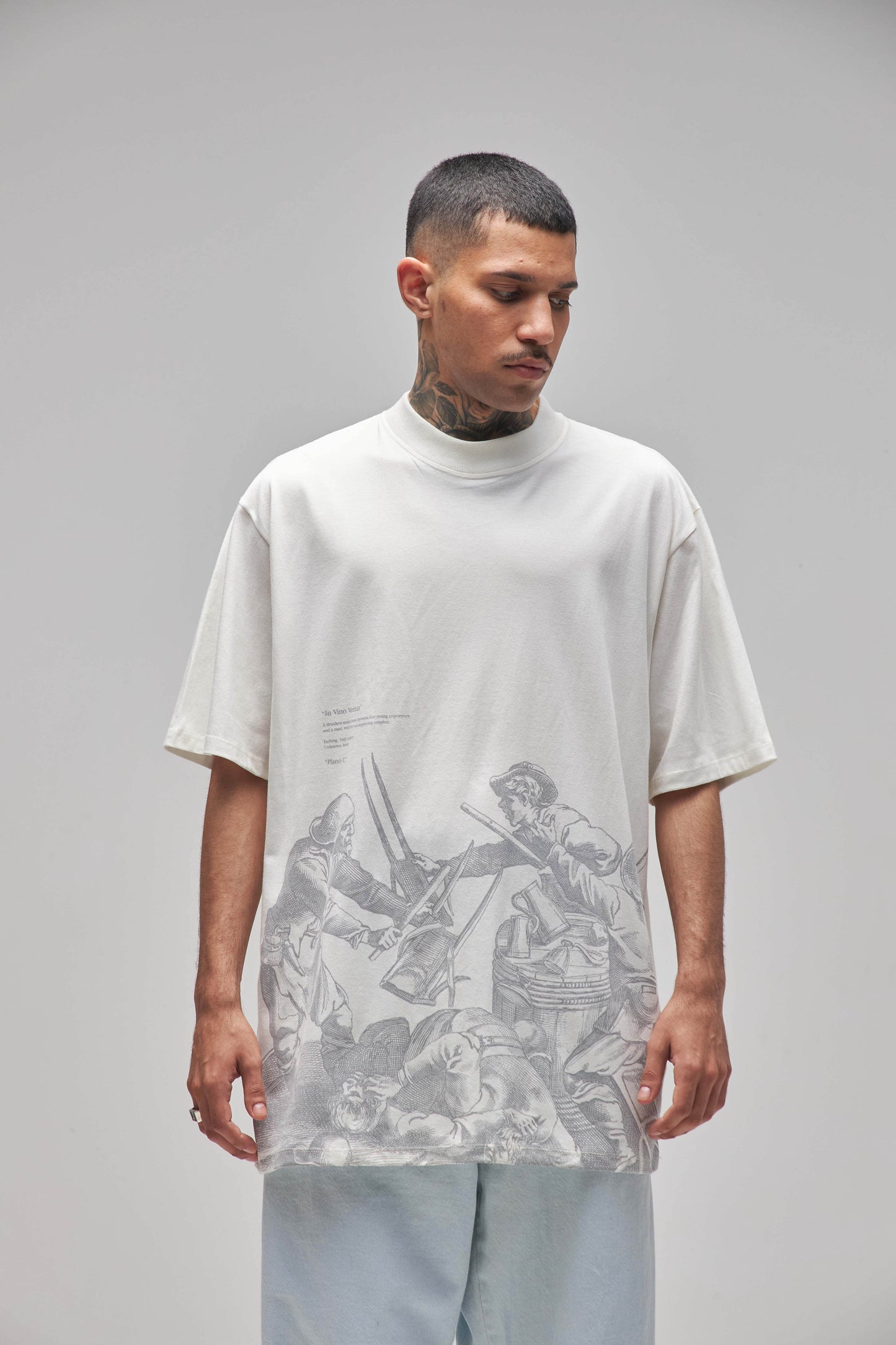 CAMISETA "IN VINO VERITAS" OFF WHITE