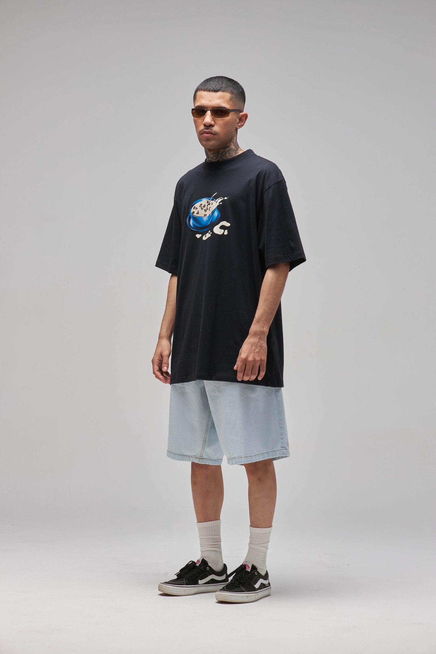 CAMISETA "CEREAL" BLACK