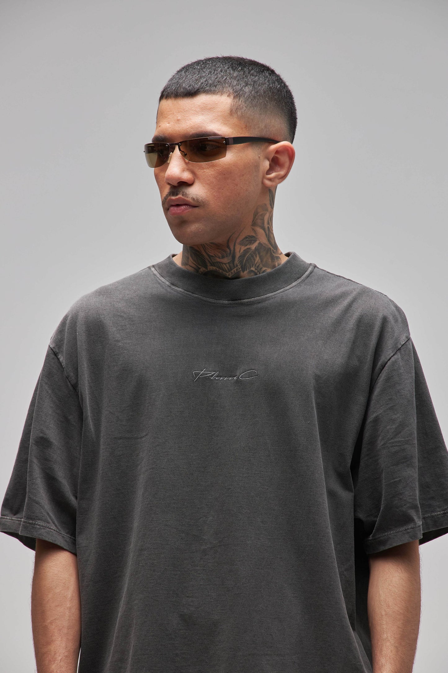 CAMISETA STONE "SIGNATURE" BLACK