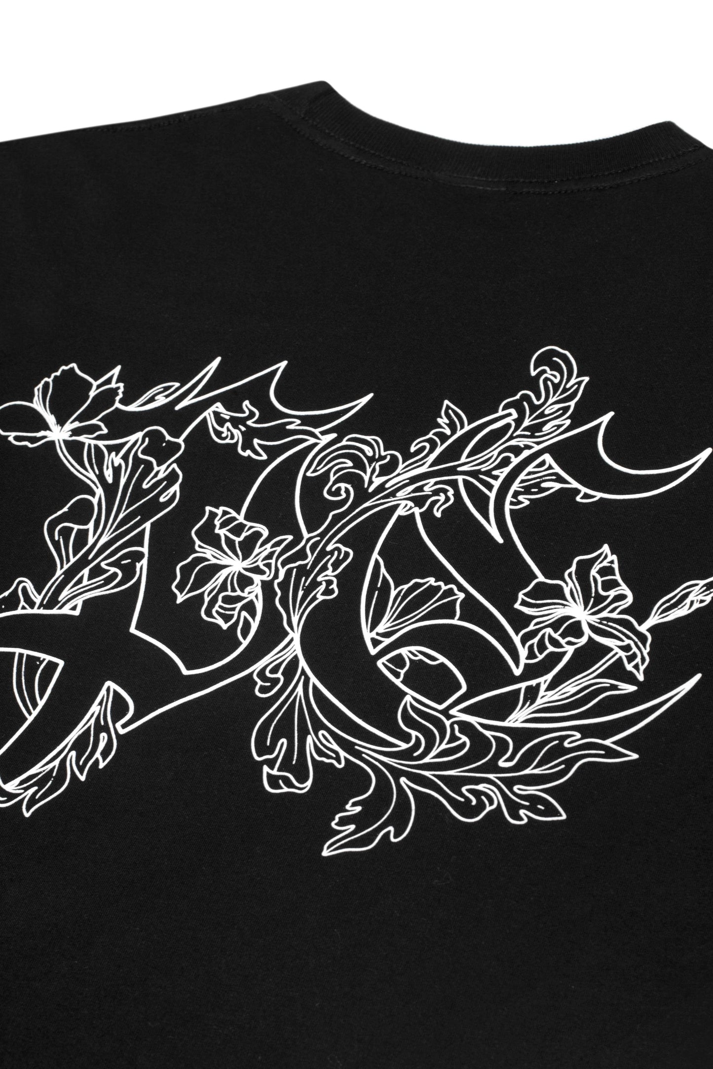 CAMISETA "PC ORNAMENT" BLACK