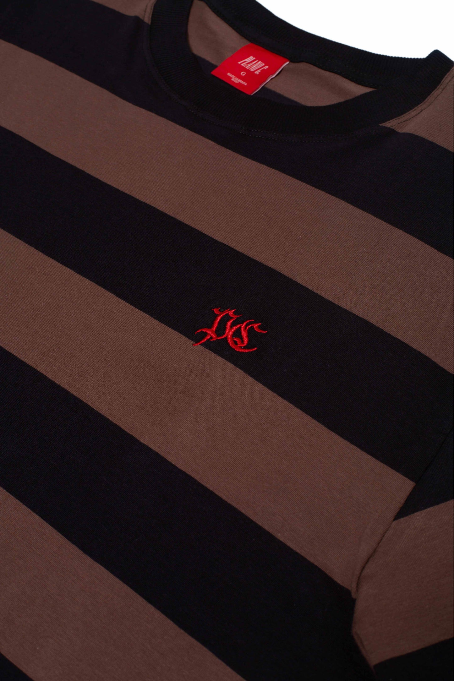 CAMISETA LISTRADA "PC" BLACK-BROWN