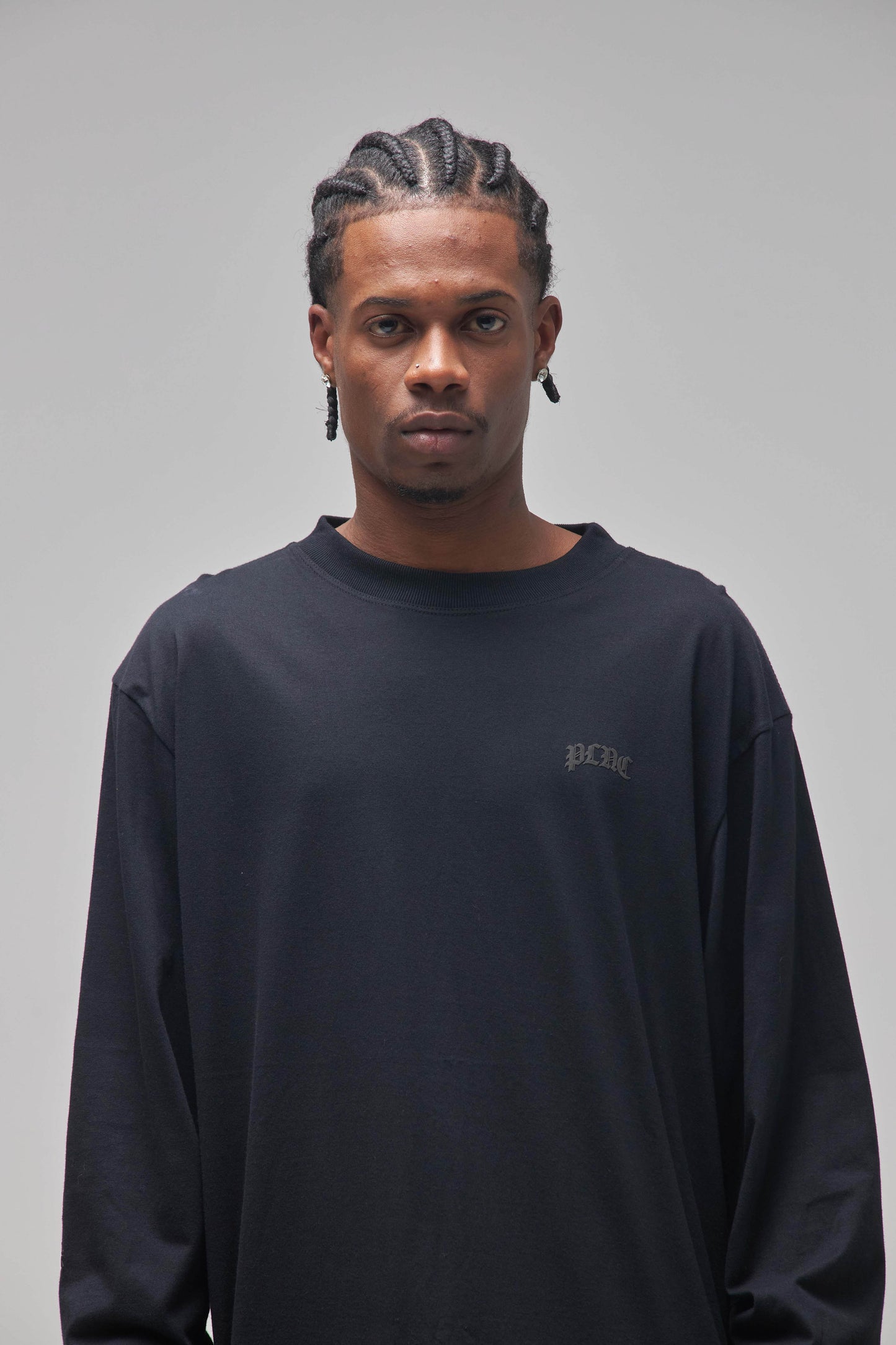 CAMISETA MANGA LONGA "PLNC" BLACK