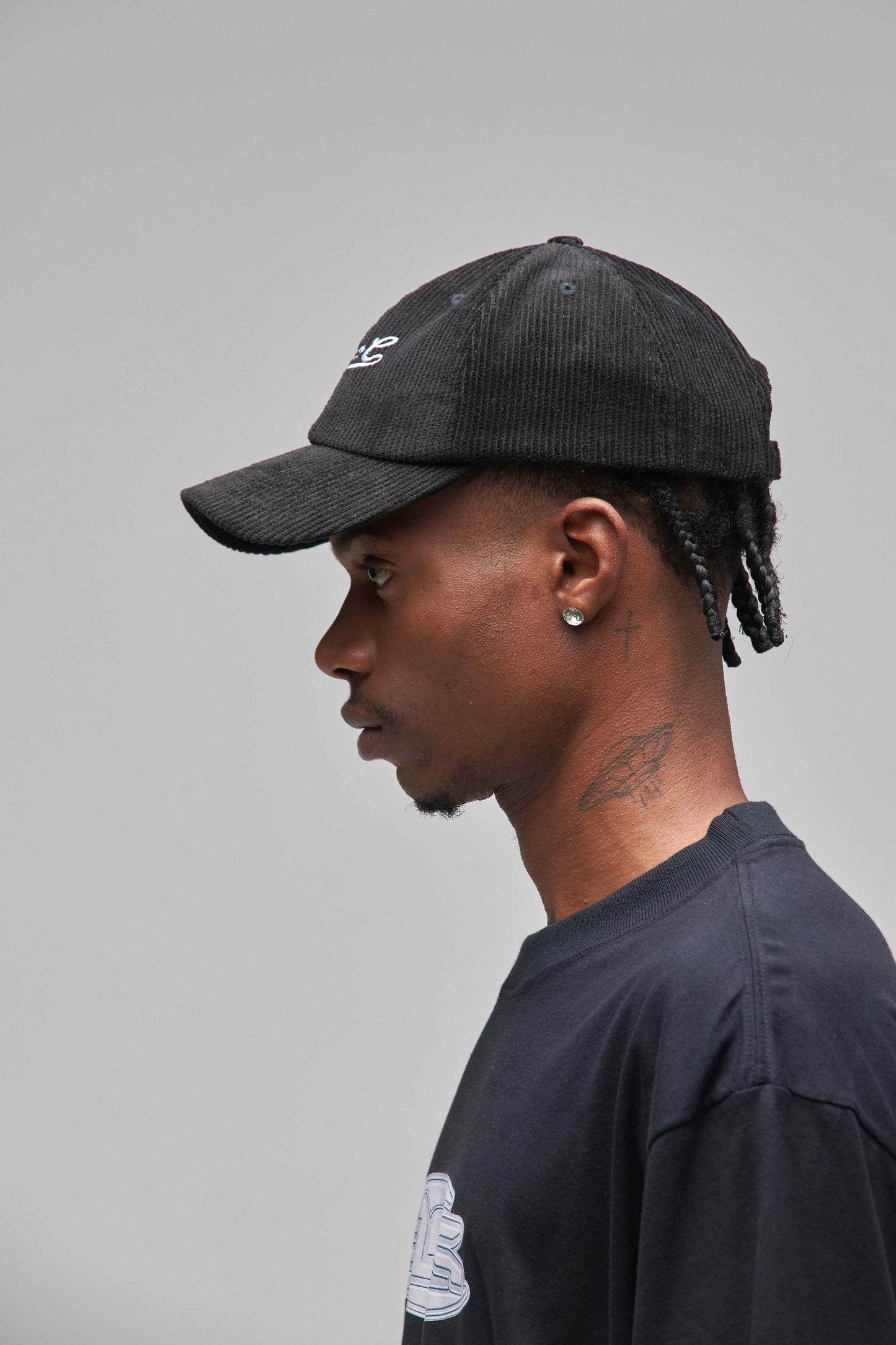 BONÉ 6-PANEL COTELÊ BLACK