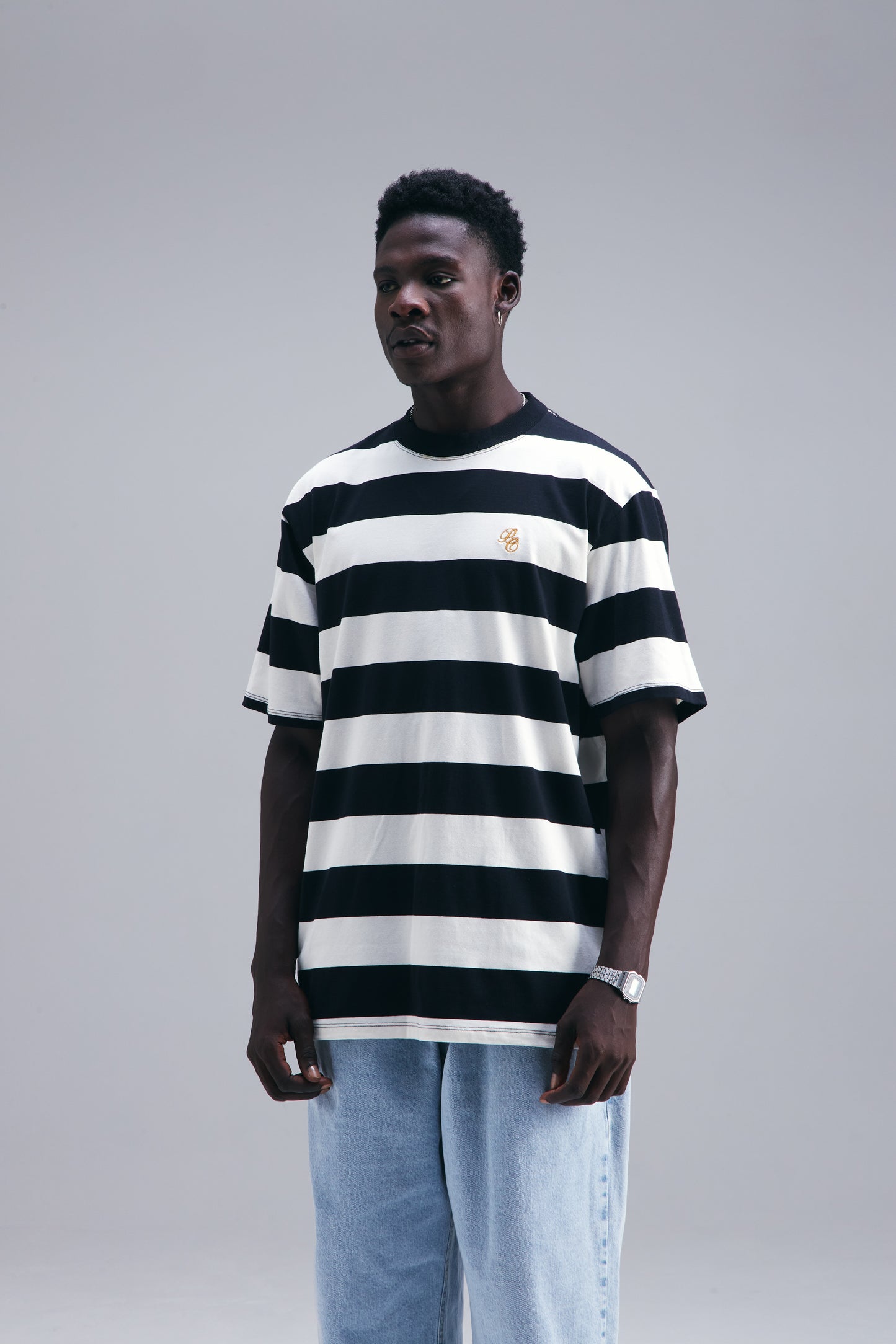 CAMISETA LISTRADA "PC LETTER" BLACK