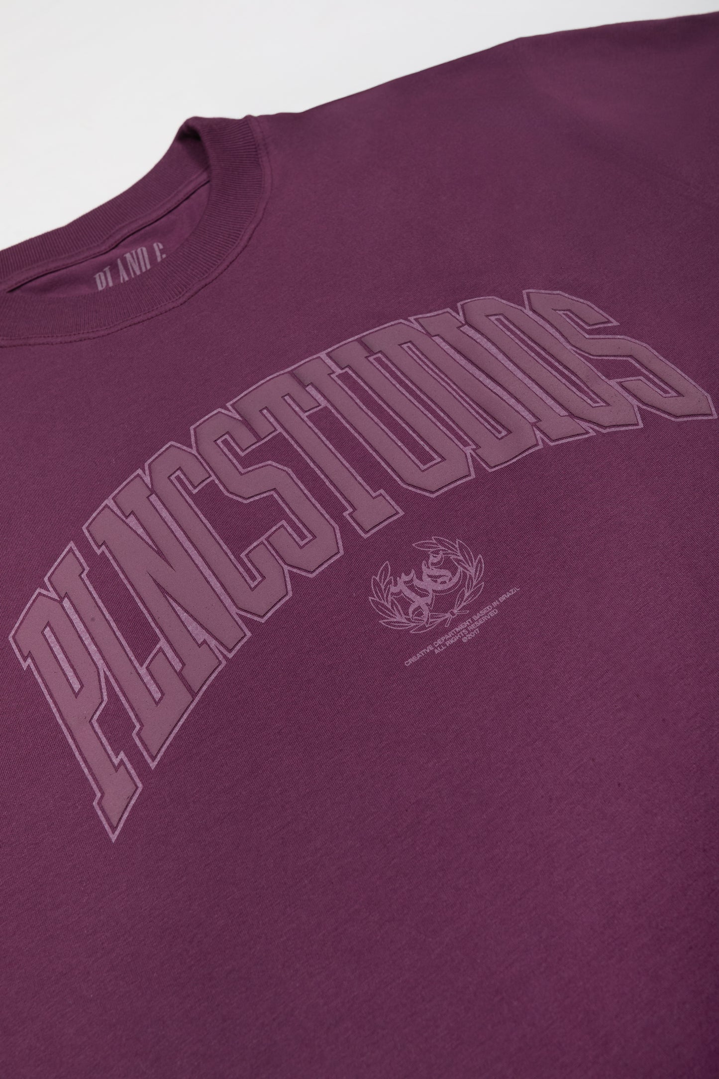 T-SHIRT PLNCSTUDIOS ROXO PRUNE
