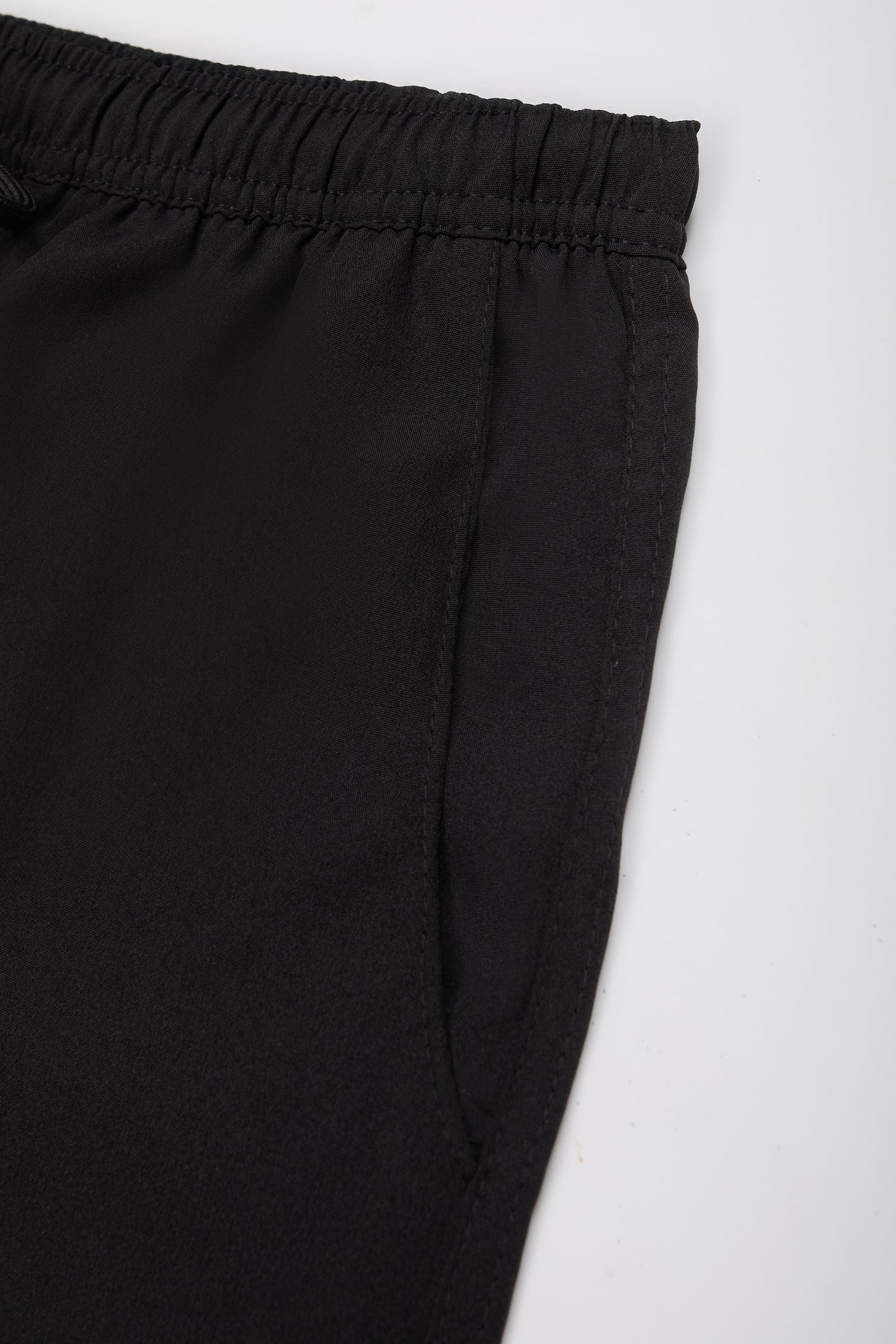 SHORTS LOGO PRETO