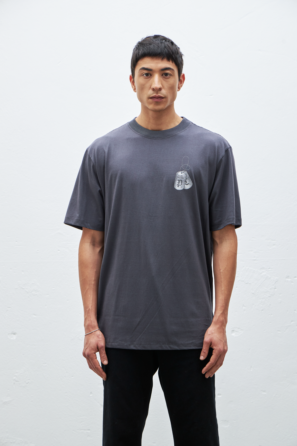CAMISETA DOGTAG CINZA DARK GREY