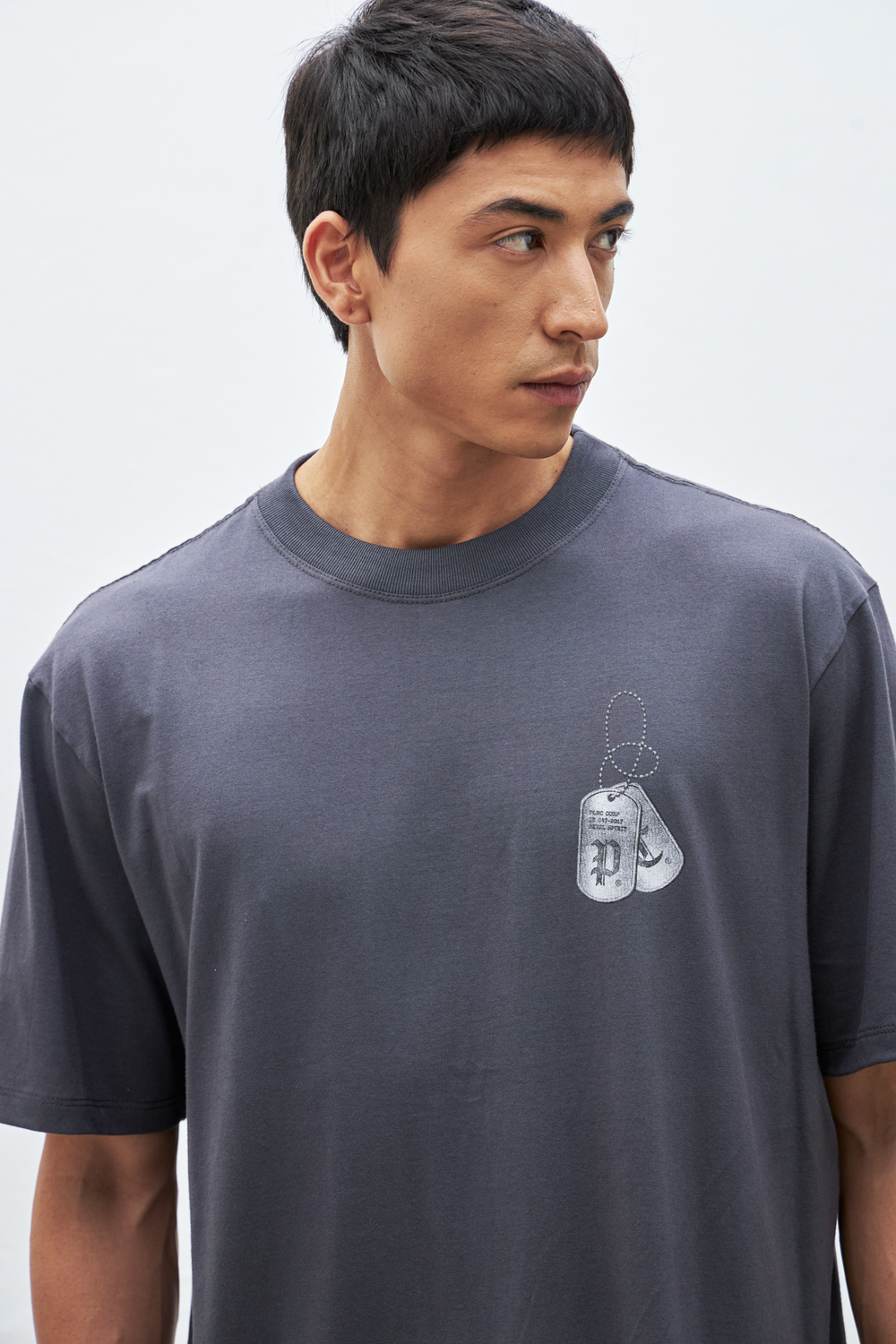 CAMISETA DOGTAG CINZA DARK GREY