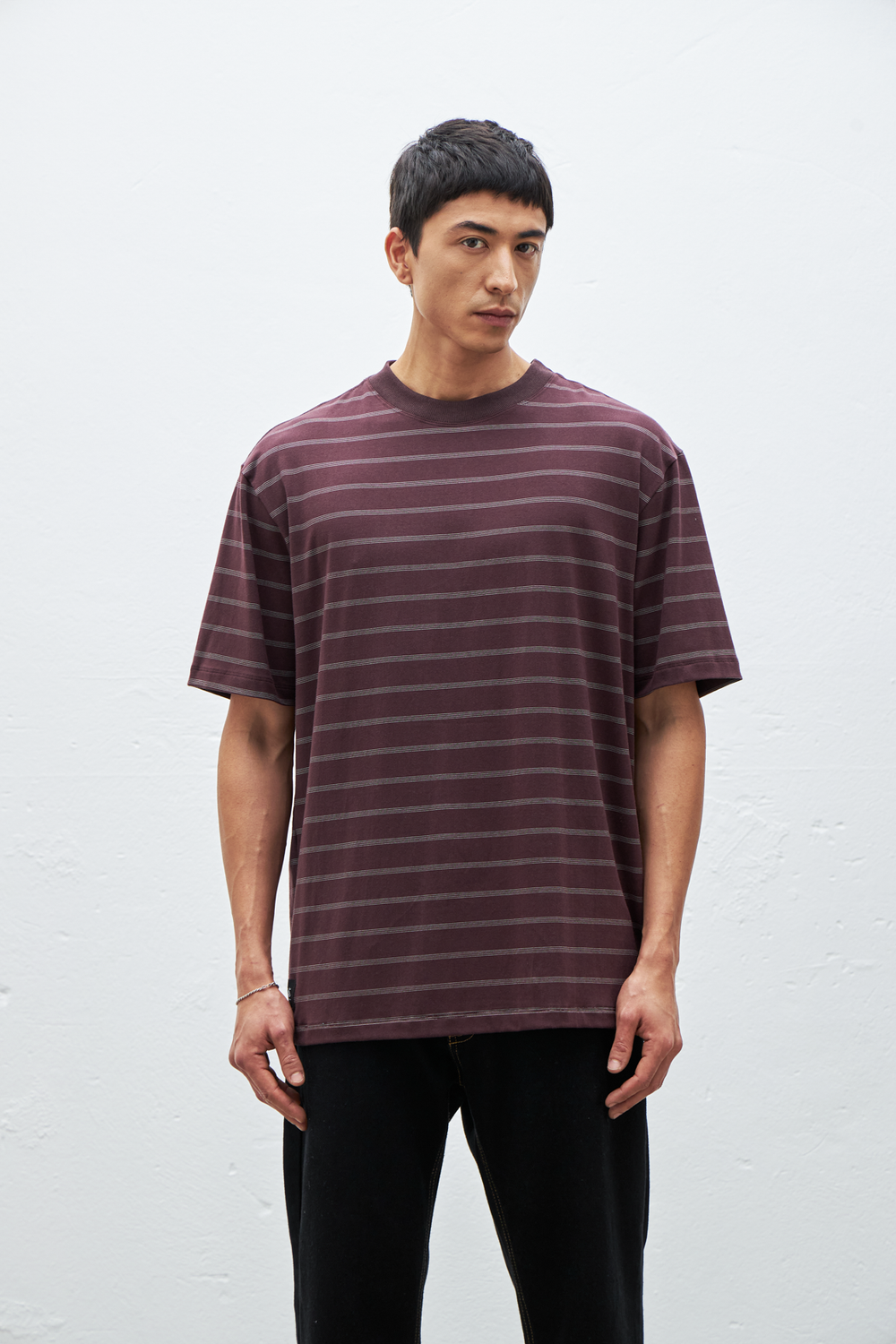 CAMISETA LISTRADA LABEL BORDO-OFF WHITE