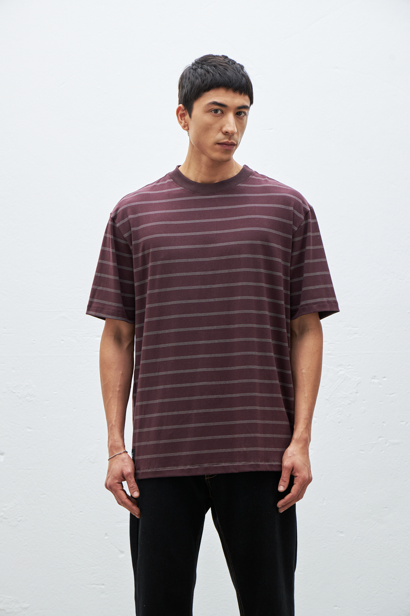 CAMISETA LISTRADA LABEL BORDO-OFF WHITE