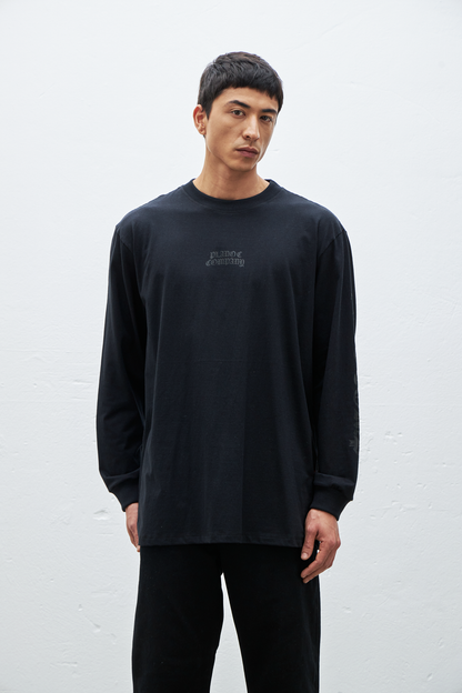 CAMISETA MANGA LONGA GOTHIC PRETO