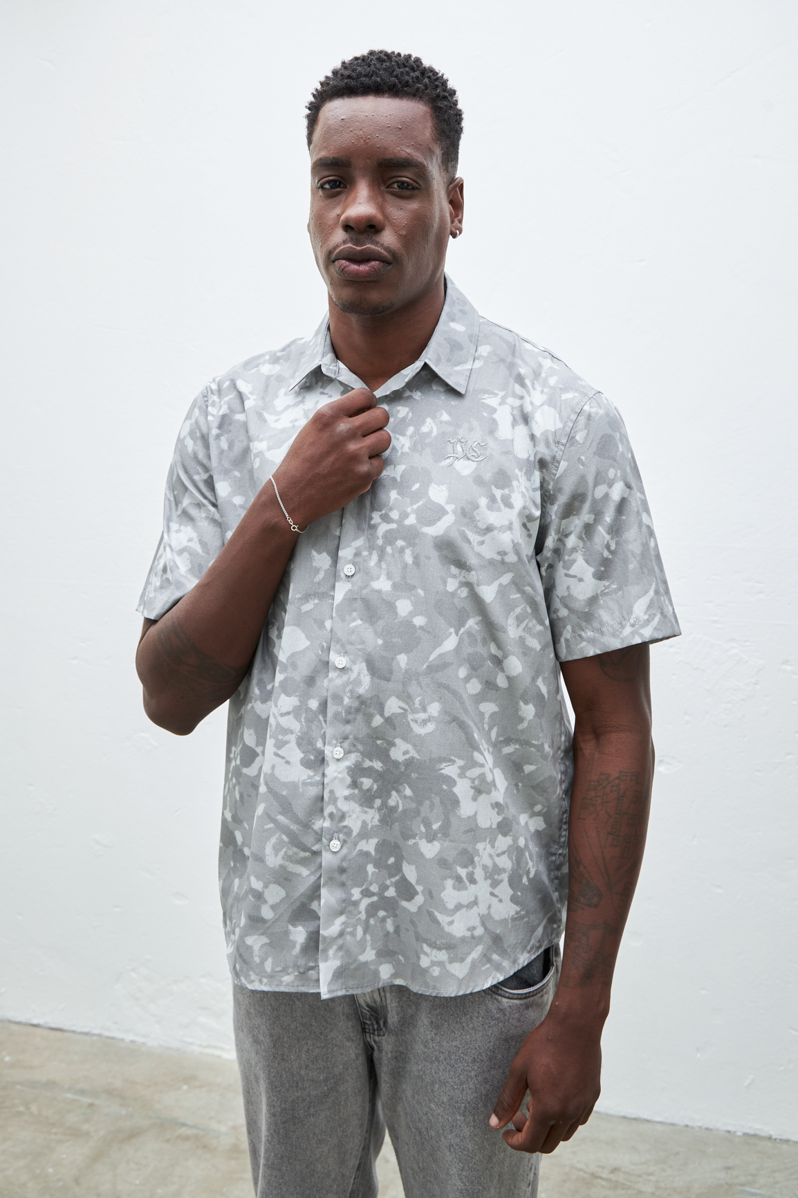 CAMISA GREYFIELD FULL PRINT CINZA