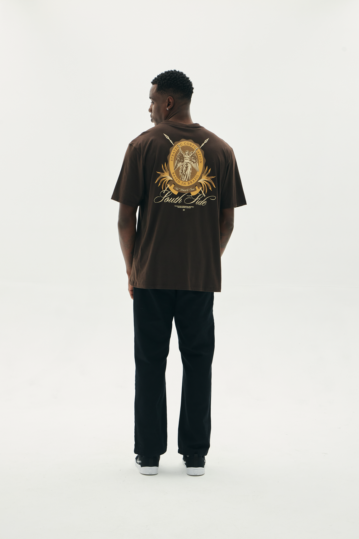 CAMISETA EMBLEM MARROM EXPRESSO