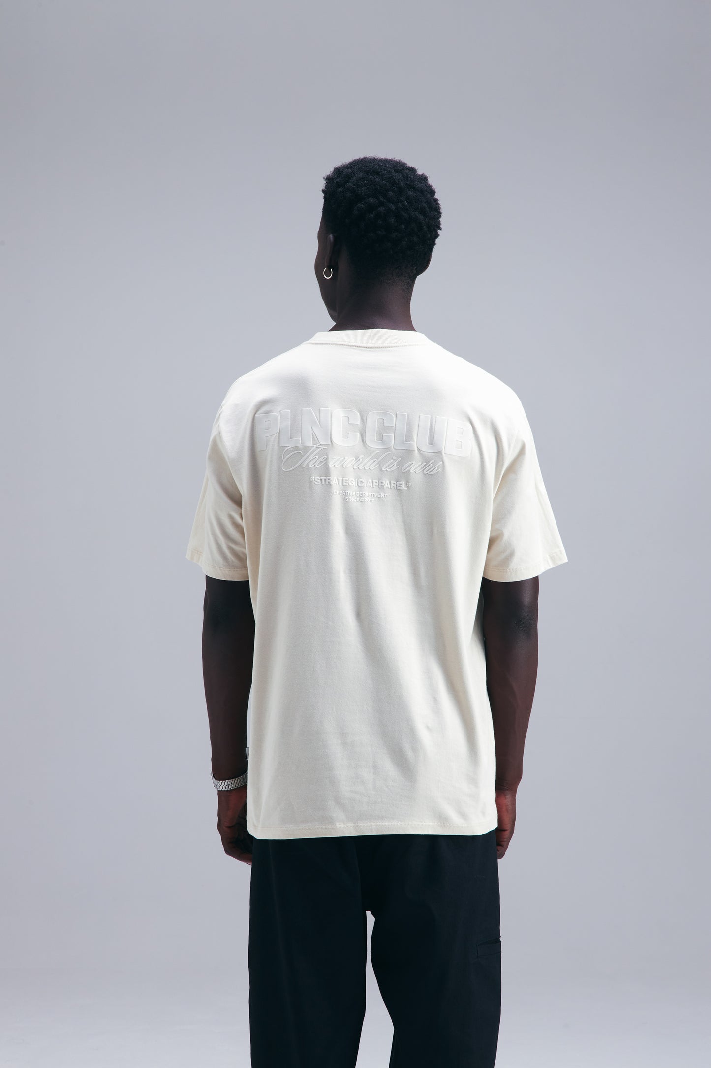 CAMISETA "PLNC CLUB" OFF WHITE