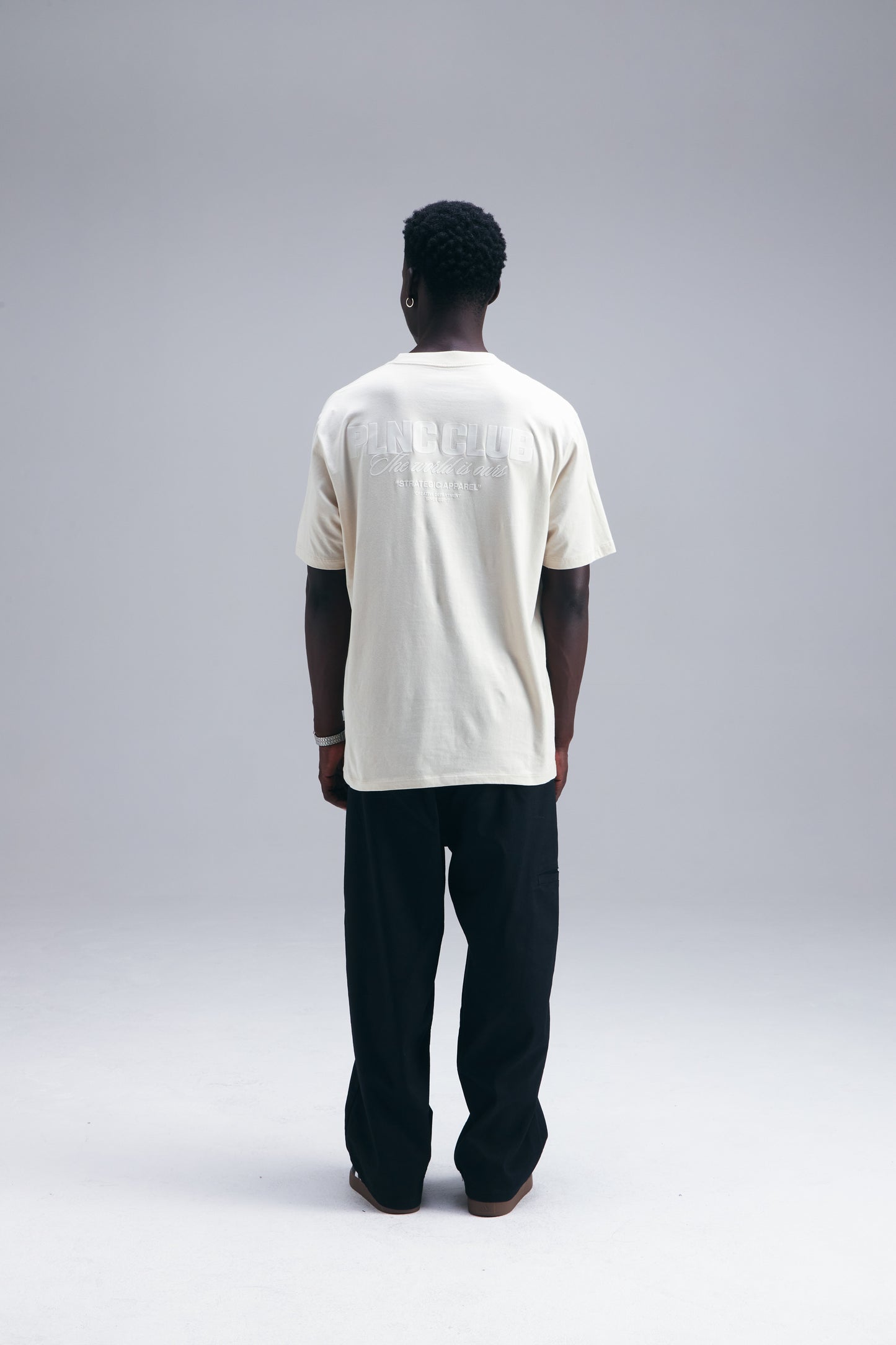 CAMISETA "PLNC CLUB" OFF WHITE