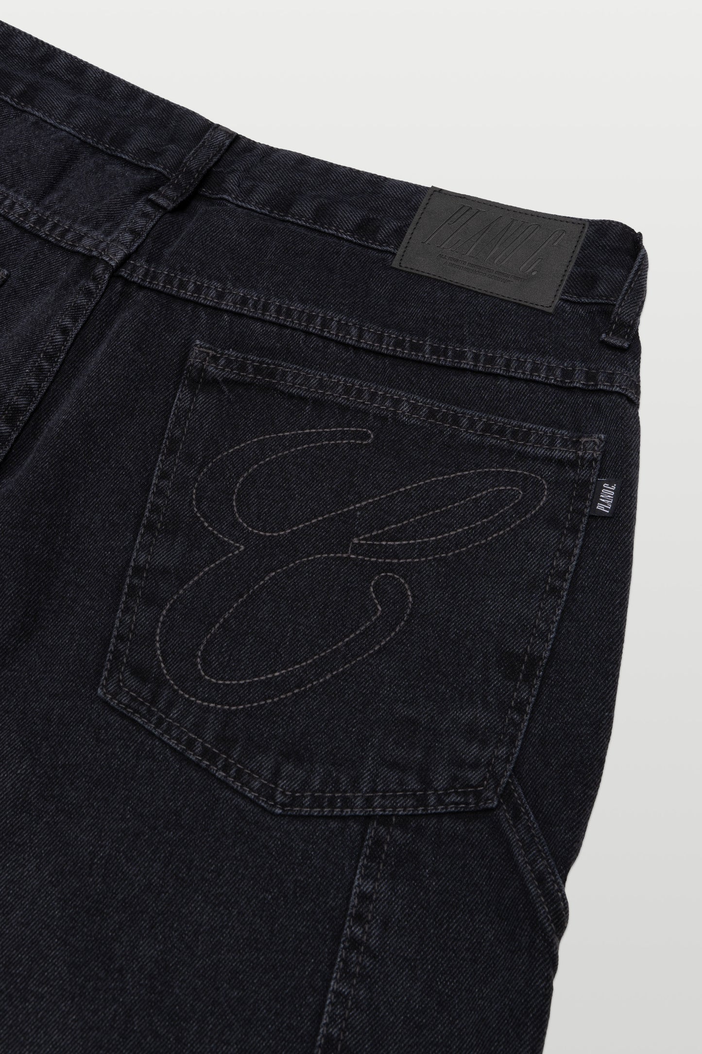 BERMUDA DENIM CARPENTER - WASHED BLACK
