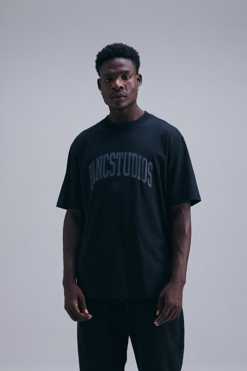 T-SHIRT PLNCSTUDIOS PRETO