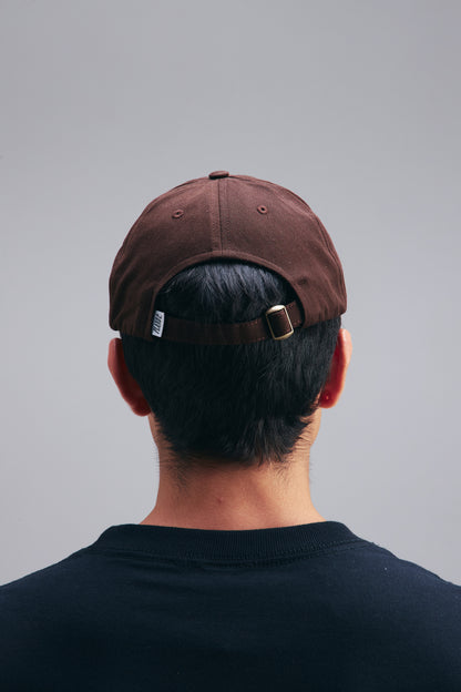 DAD HAT LETTER C MARROM